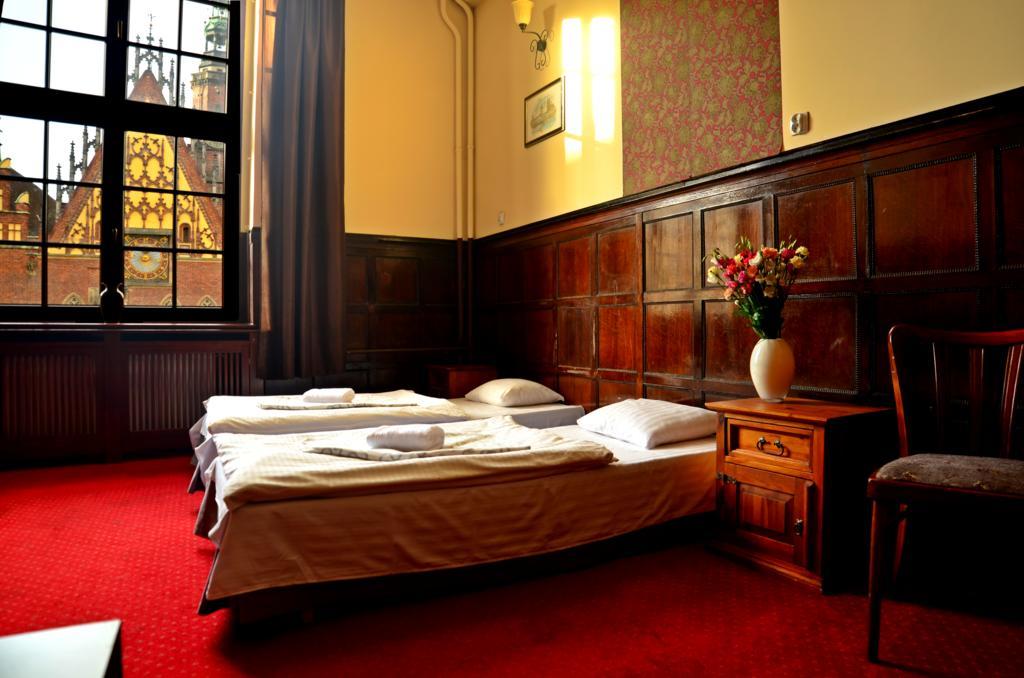 The One Hostel Wrocław Extérieur photo