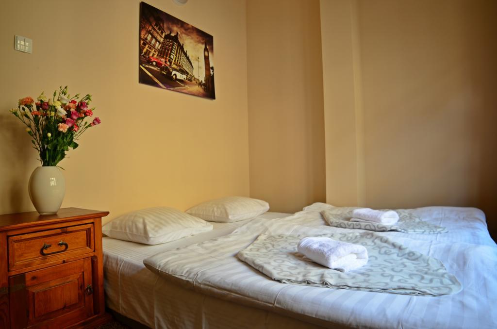 The One Hostel Wrocław Extérieur photo